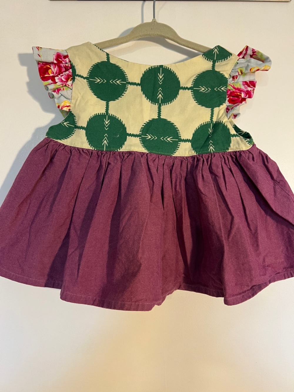Cute Mixed-Print Girls' Flutter Sleeve Dress - Green & Purple